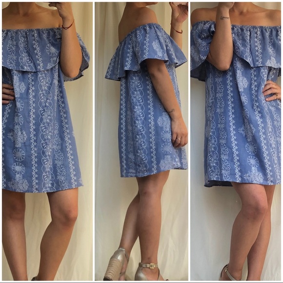 Dresses & Skirts - Off the Shoulder Dress